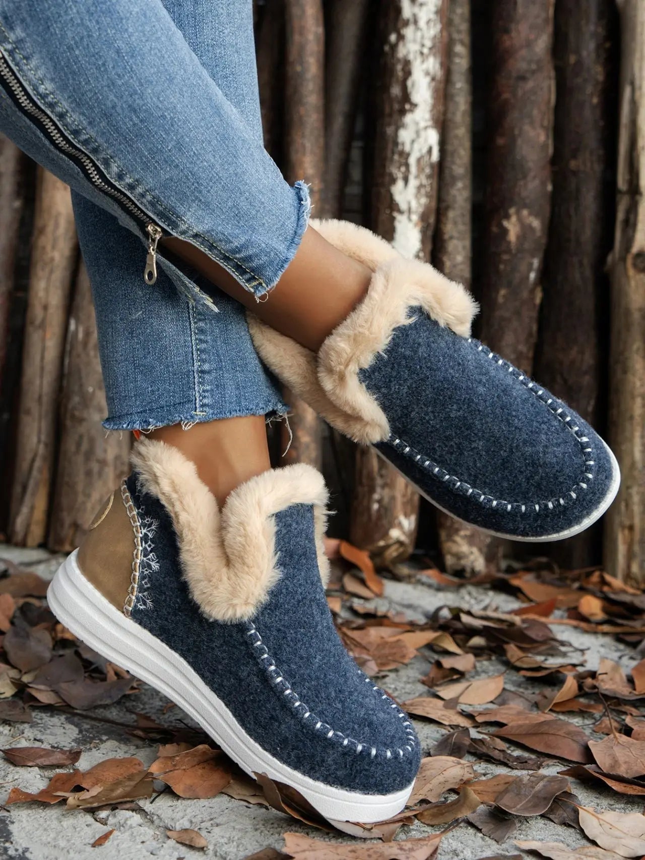 Furry Suede Round Toe Flat Sneakers Trendsi