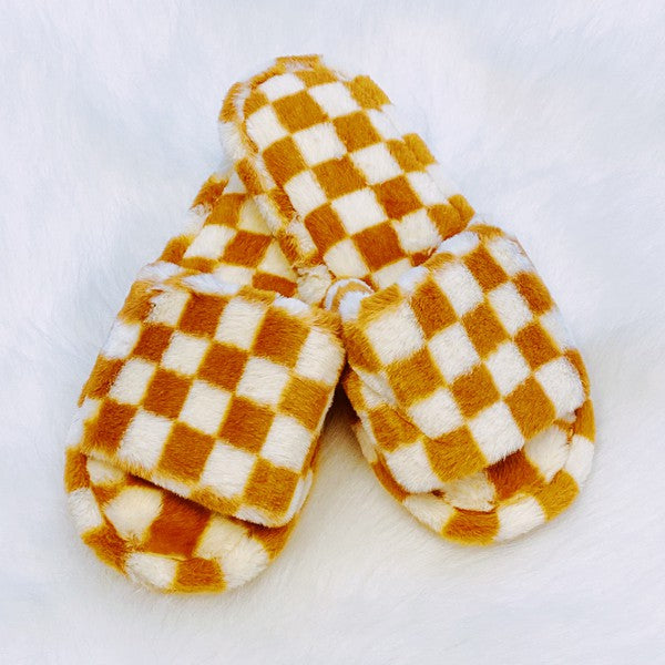 Luxe Lounge Checker Cozy Slippers - Pure Serenity DBA