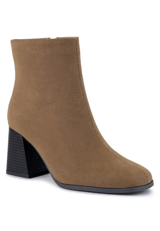 Cox Cut Out Block Heeled Chelsea Boots Rag Company