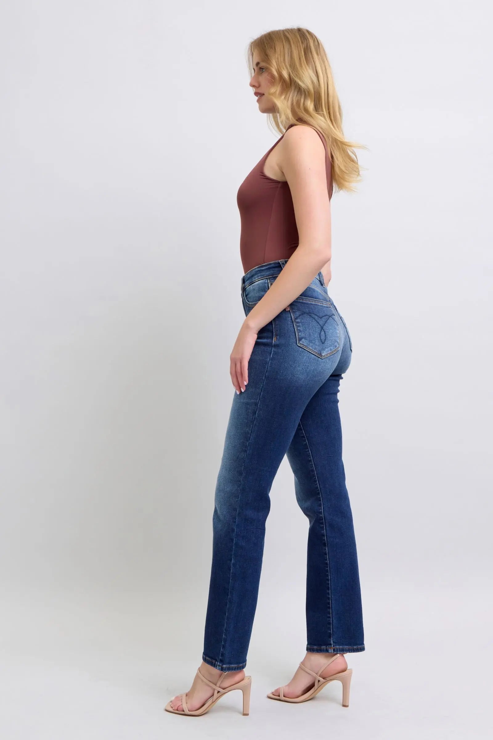 Judy Blue Full Size Washed Straight Leg Jeans with Pockets Trendsi