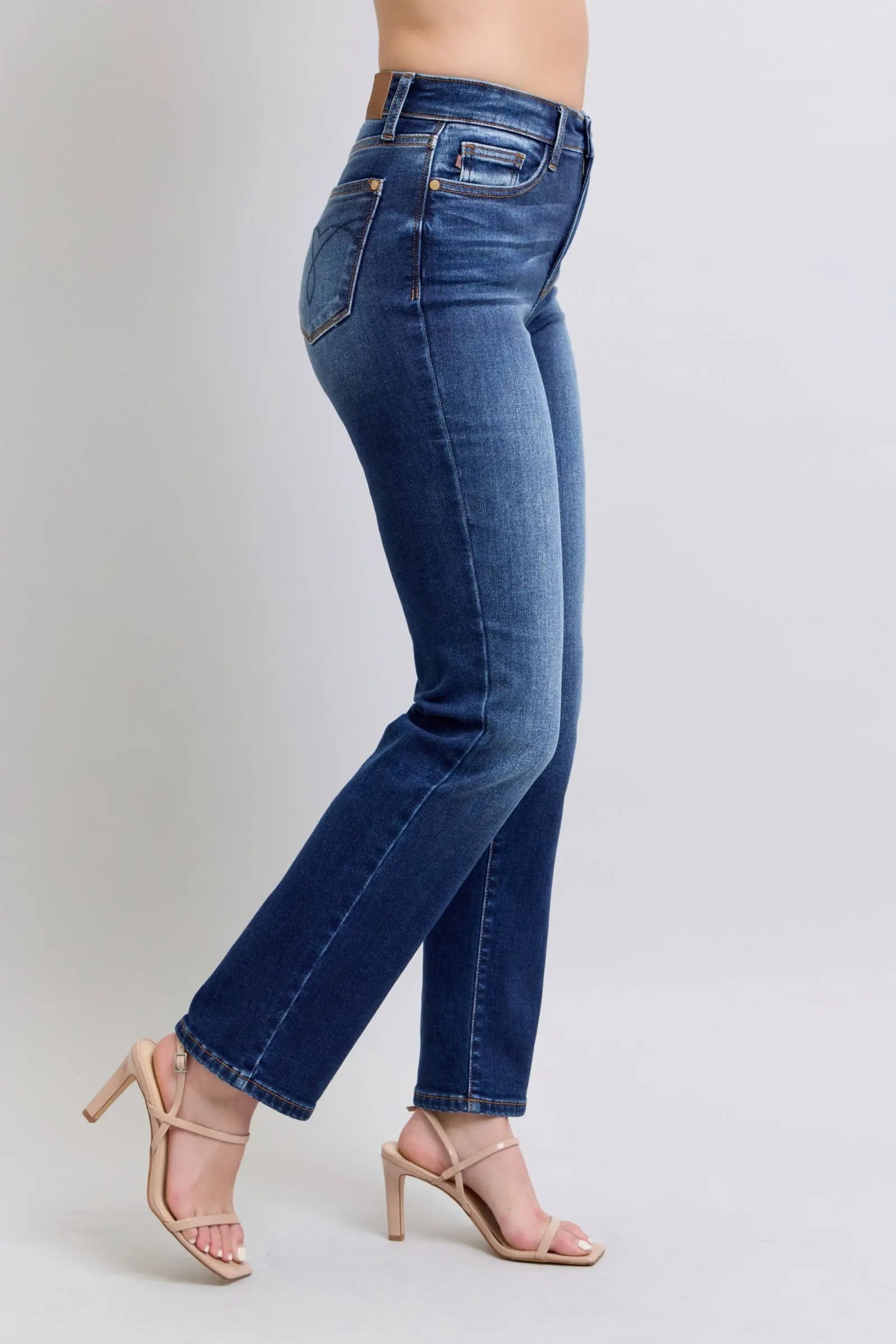 Judy Blue Full Size Washed Straight Leg Jeans with Pockets Trendsi