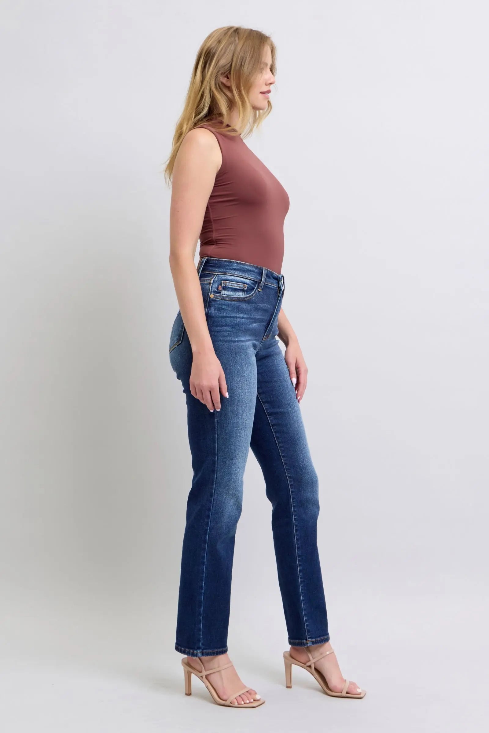 Judy Blue Full Size Washed Straight Leg Jeans with Pockets Trendsi