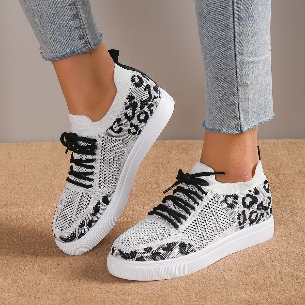 Lace-Up Leopard Flat Sneakers Trendsi
